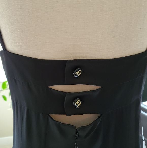 CHANEL AUTHENTIC EUC BLK SILK CAGE BACK- 06 Runway - Picture 6 of 8